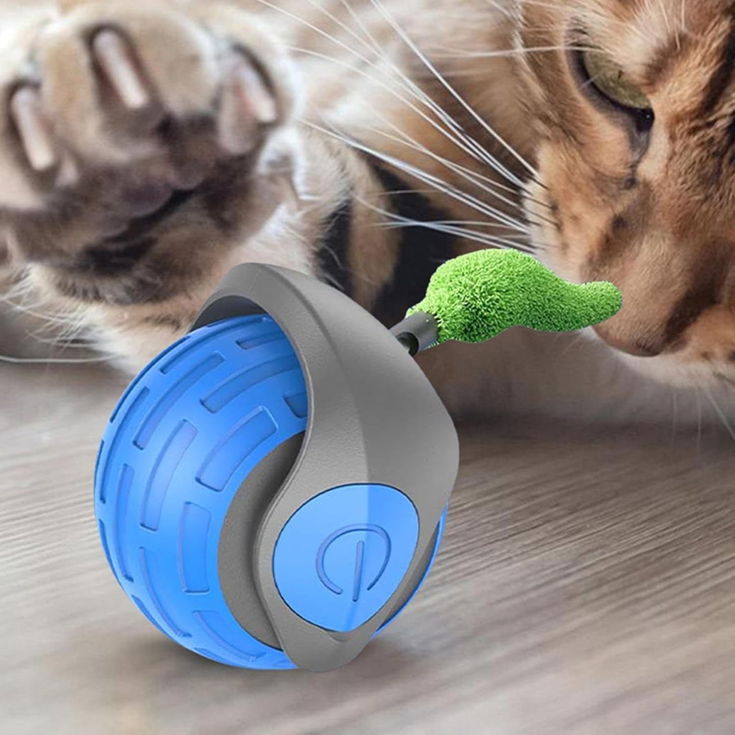 Speedy cat tower toy — 3-level spinner toy for cats
